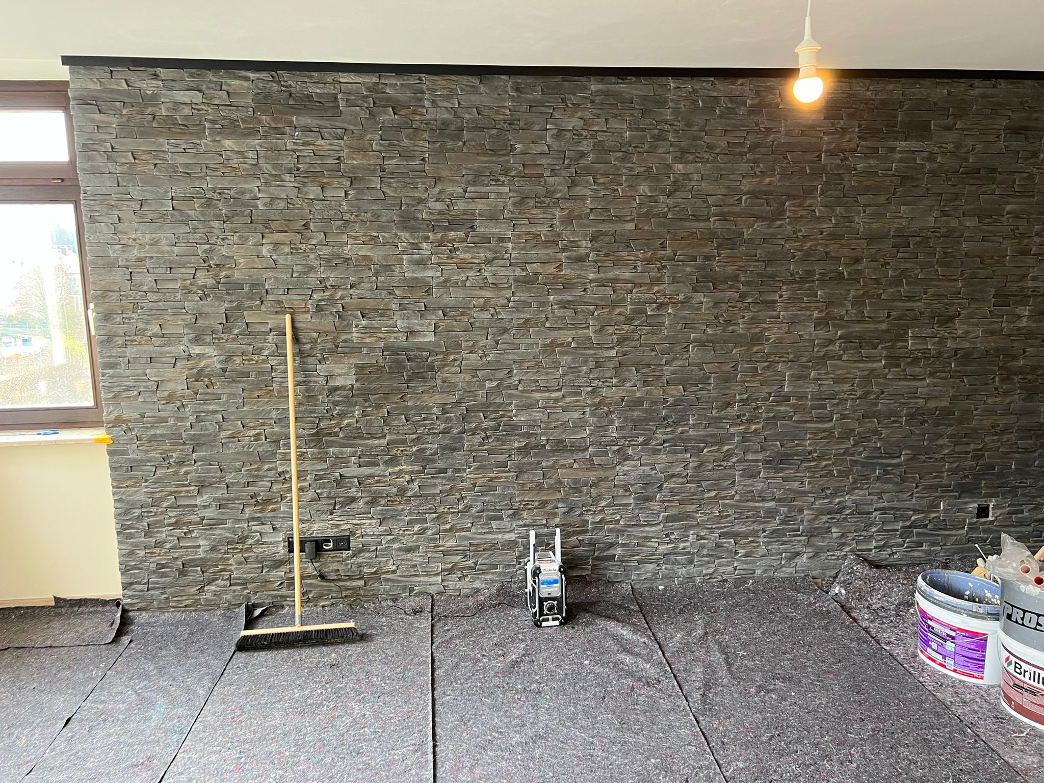 5 Arten, den Boden bei Malerarbeiten zu schützen – und welche die beste ist