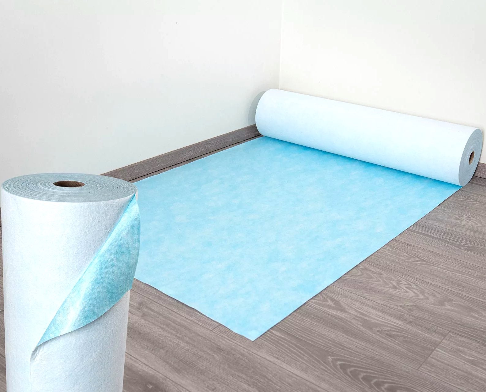 Selbsthaftendes Vlies ⎟ Atmungsaktiv