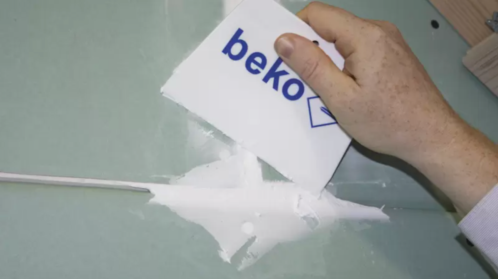 beko® Fugen- und Flächenfüller Emulsionsspachtelmasse